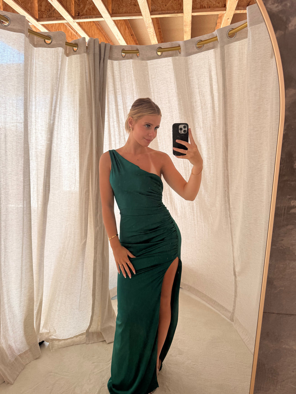 Vincy Gown