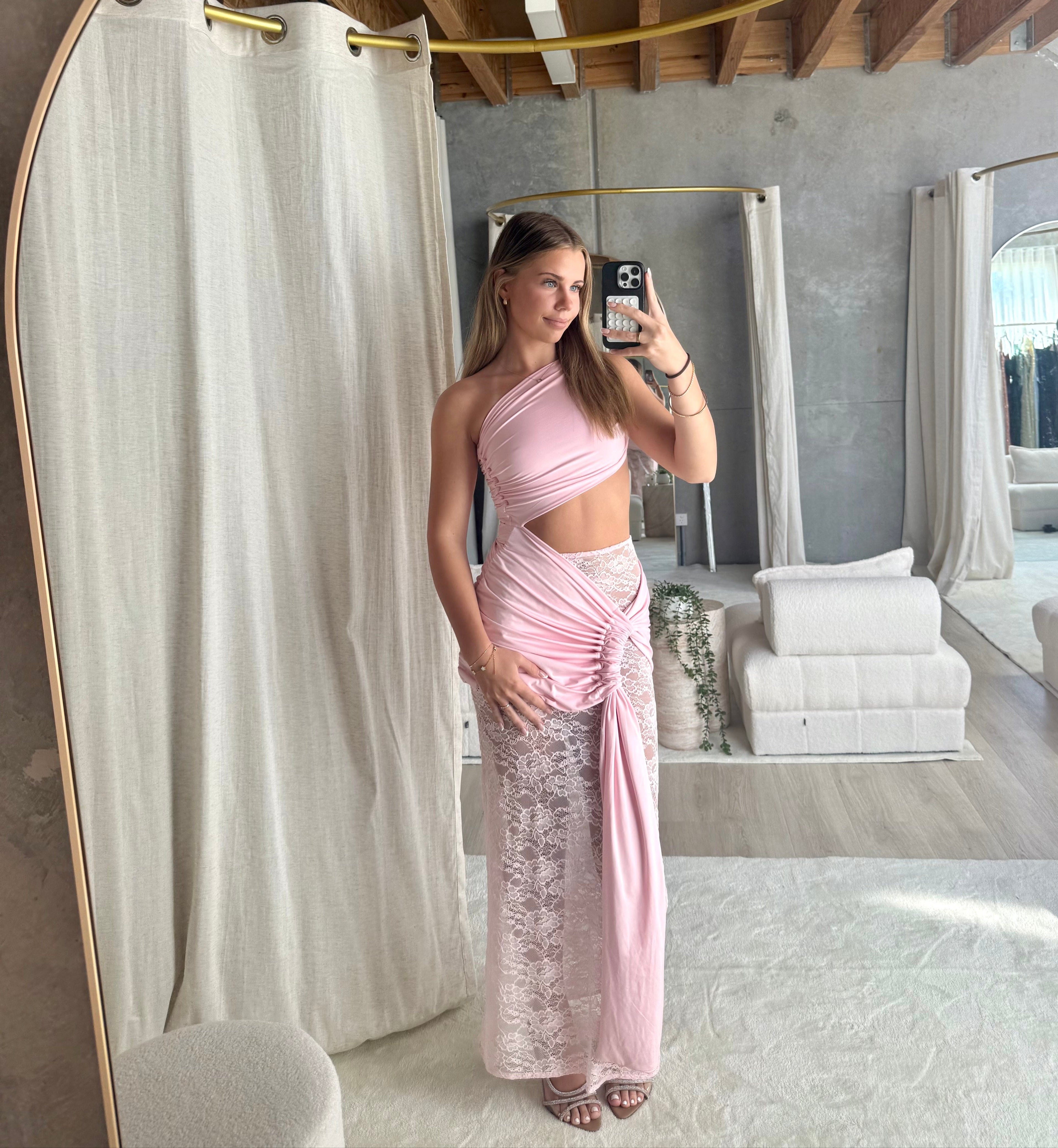 Deconduarte ‘Paradiso’ Maxi in Baby Pink