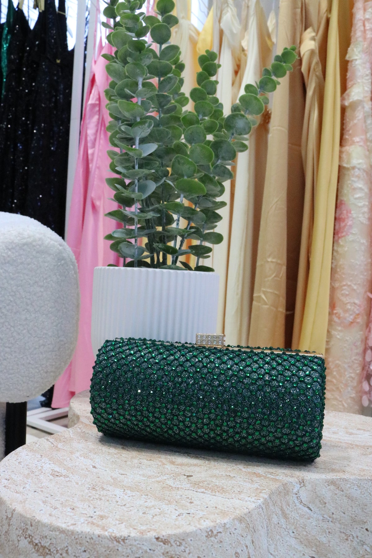 Vivianne Emerald Clutch